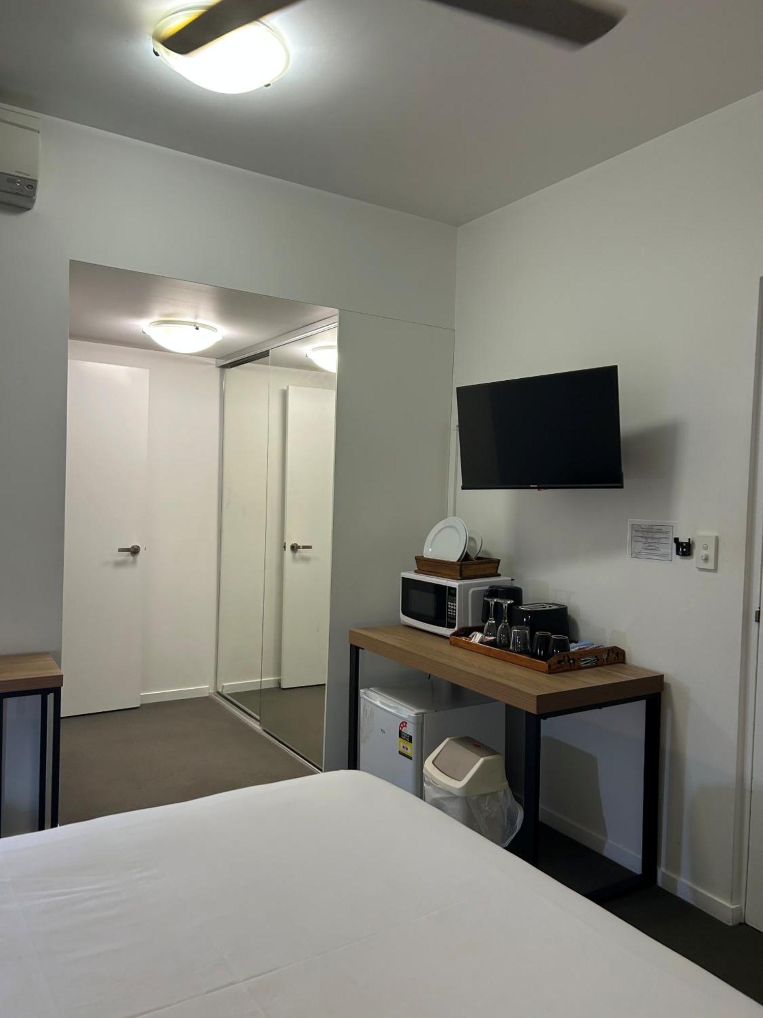Central Holborn Apartments Townsville Zimmer foto
