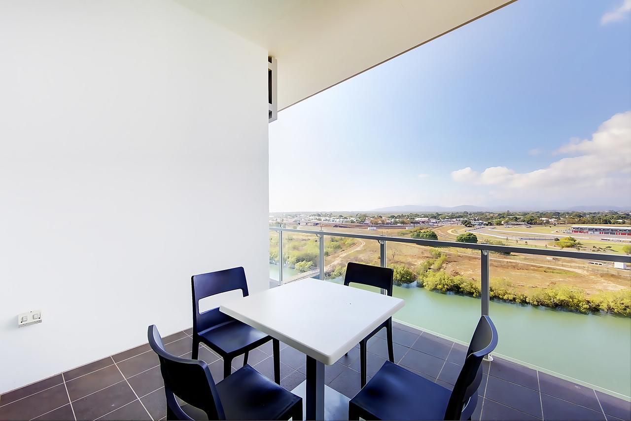 Central Holborn Apartments Townsville Exterior foto