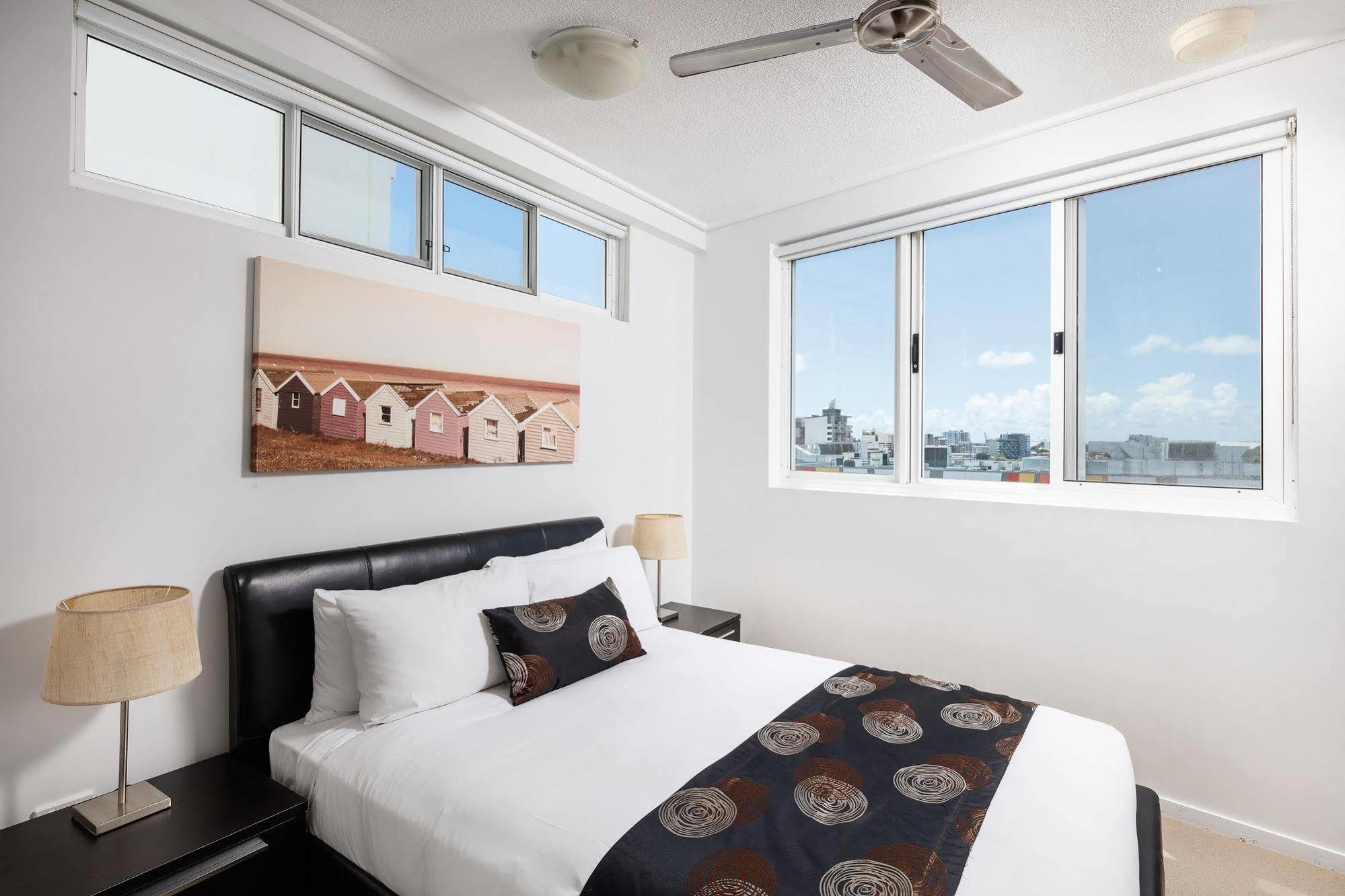 Central Holborn Apartments Townsville Exterior foto